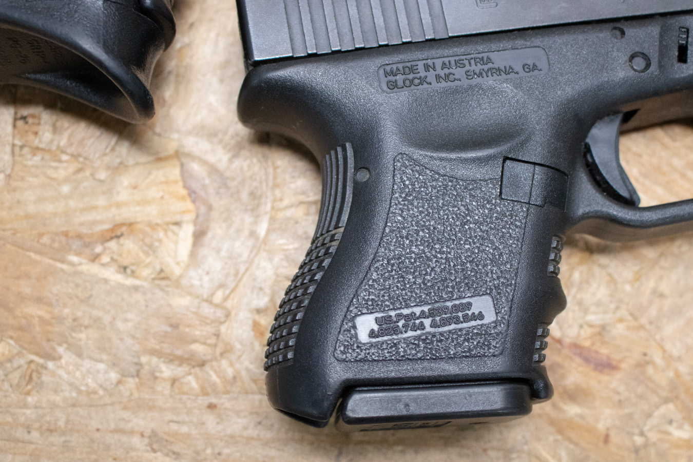 GLOCK 27 Gen3 40 S&W Police Trade-In Pistols (Very Good Condition)